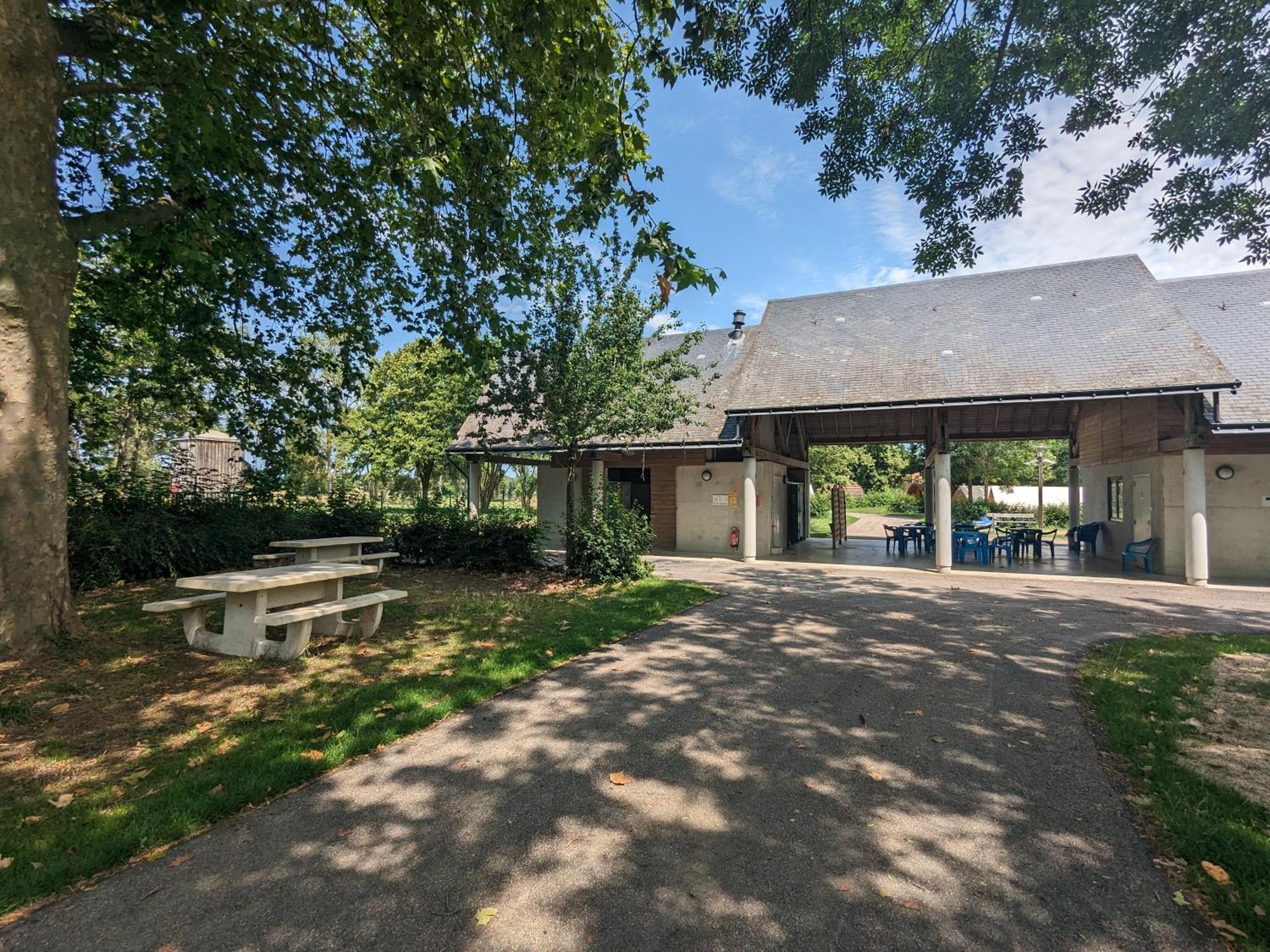 Camping Onlycamp La Confluence Savonnières Eksteriør billede