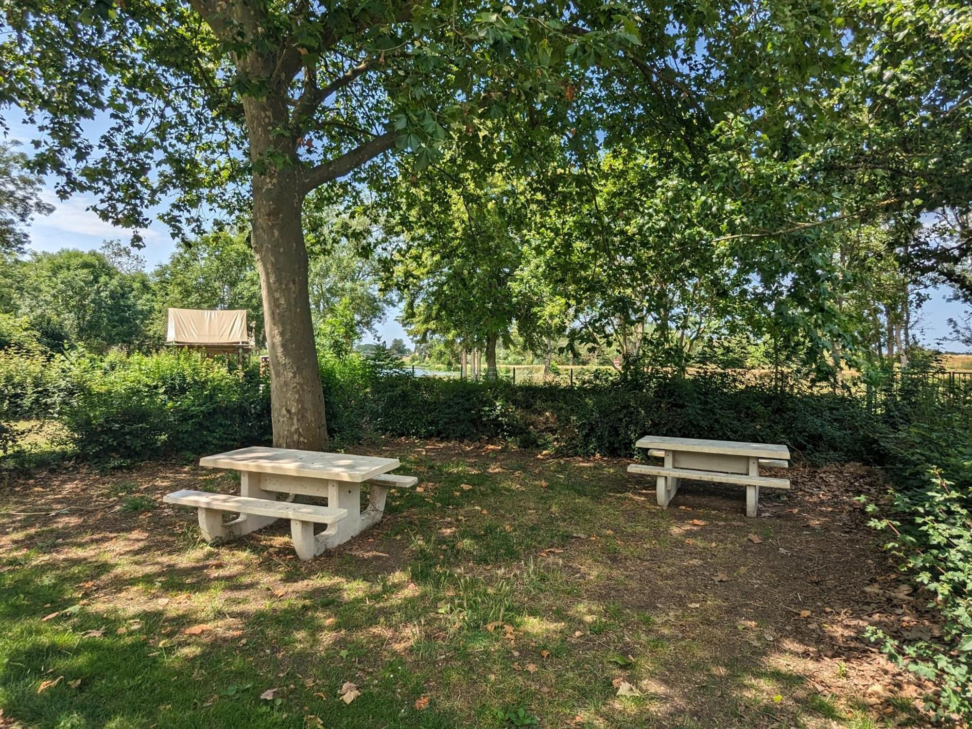 Camping Onlycamp La Confluence Savonnières Eksteriør billede