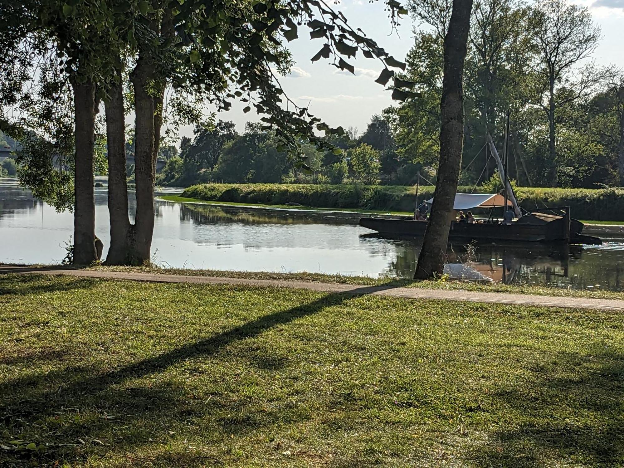 Camping Onlycamp La Confluence Savonnières Eksteriør billede