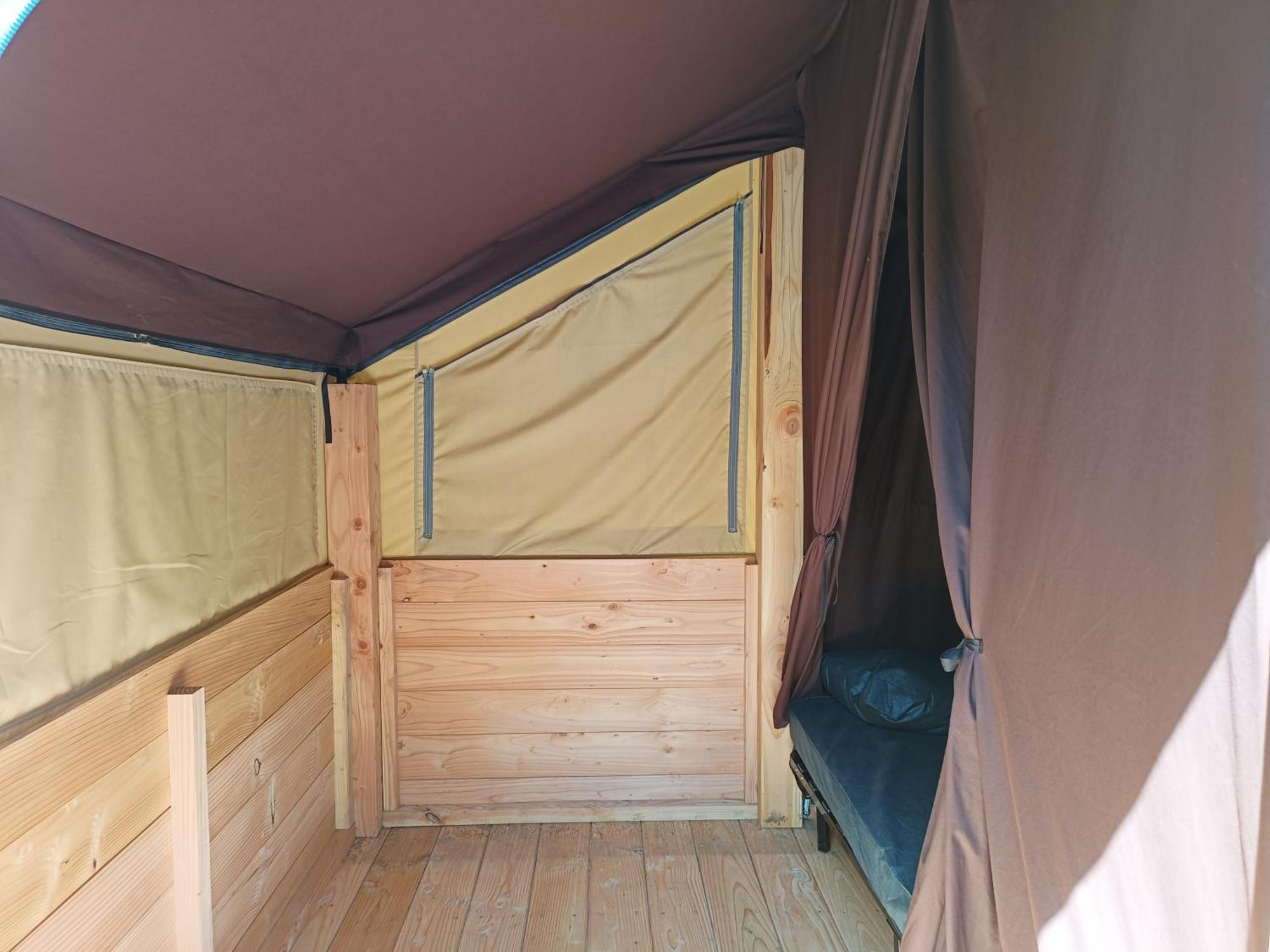 Camping Onlycamp La Confluence Savonnières Eksteriør billede